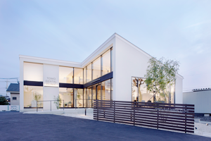 春日井市の歯科医院（歯医者）とも歯科こども歯科